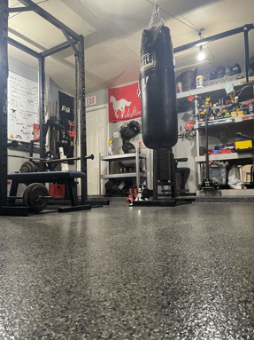 Garage gym small online space