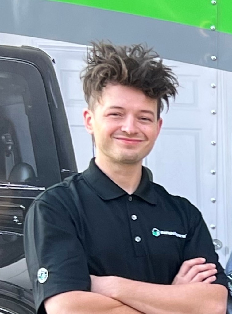 Headshot of Harley Graves